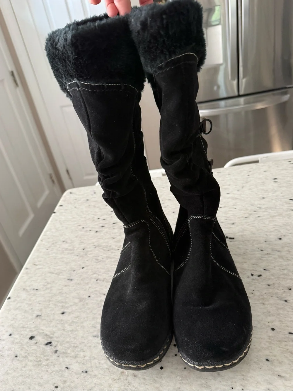 Bear Trap “Esha” Fleece-Lined Women's Boots